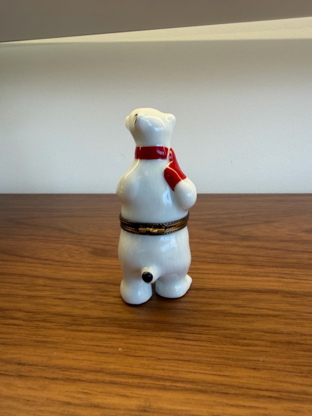LIMOGES France Handmade Polar Bear Hinged Porcelain Trinket Box Hand Painted - Picture 2 of 7